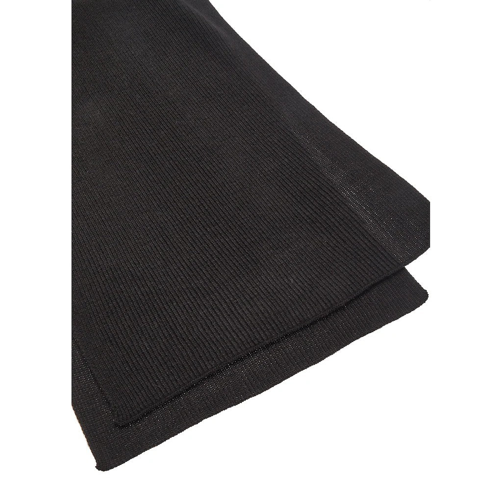 Wide Knitted Scarf for Women | Ideal for the Winter Season