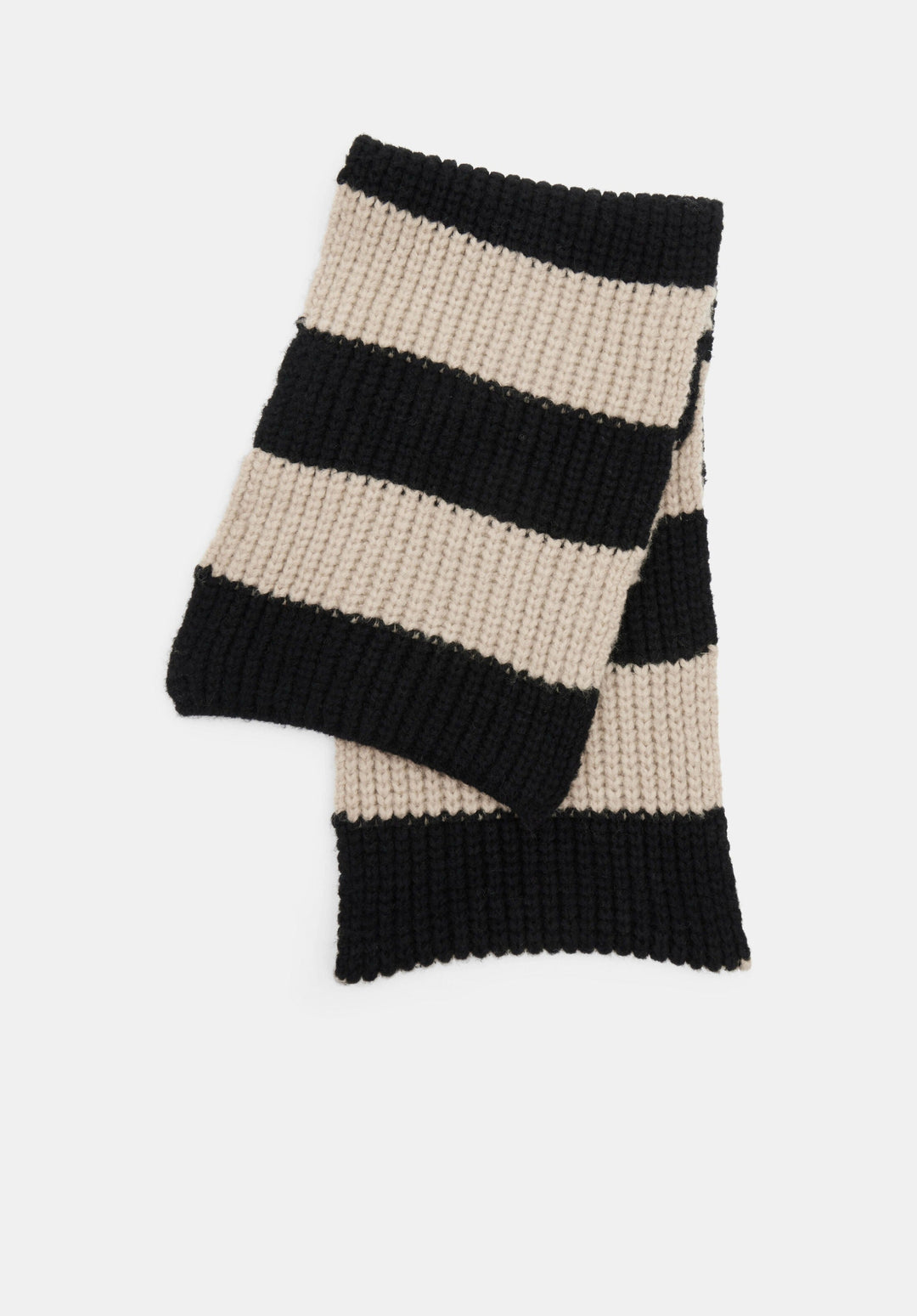 Versatile Scarf for Adults | Ideal for Winter and the In-between Seasons