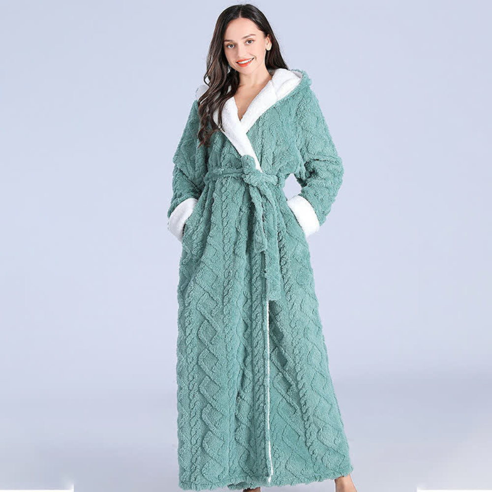 Plush Bathrobe for Men & Women | Hooded Robe | Wohlina