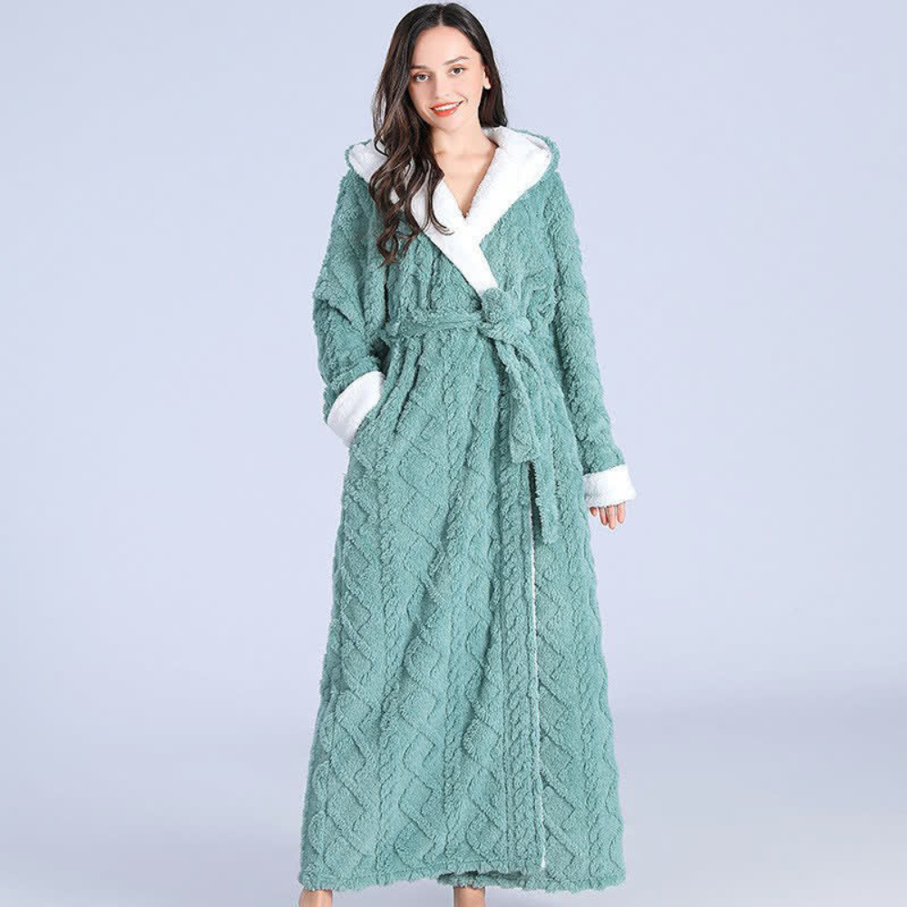 Plush Bathrobe for Men & Women | Hooded Robe | Wohlina