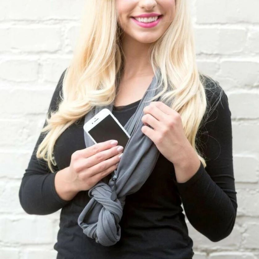 Infinity Scarf with Discreet Zipper Pocket for Adults | Ideal for Travel and Everyday Use