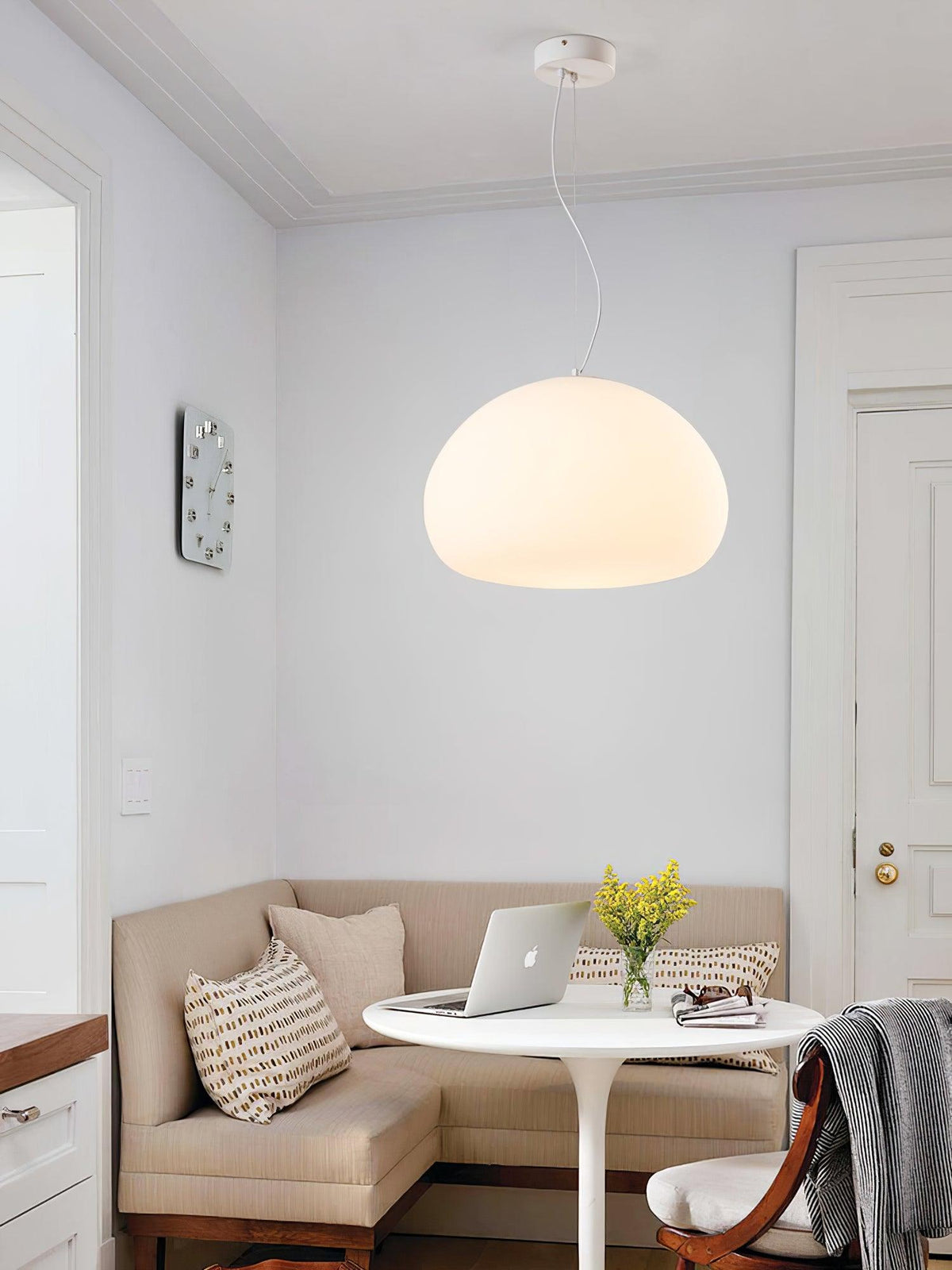 Steamed Bun Hanging Pendant Lamp Glass Ceiling Light | E26/E27 Socket | Adjustable Cable | Warm Ambient LED Lighting