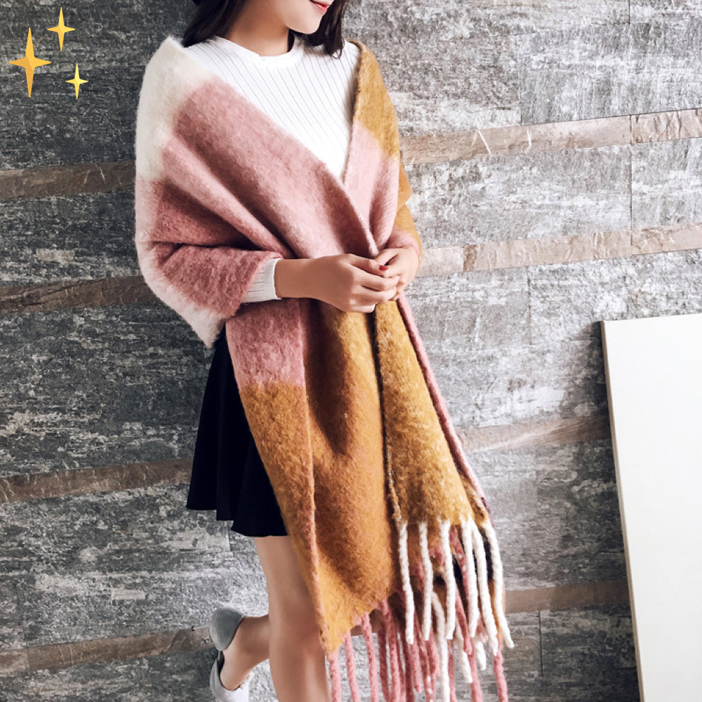 Women's Checked Fringe Scarf | Ideal for the Cold Season