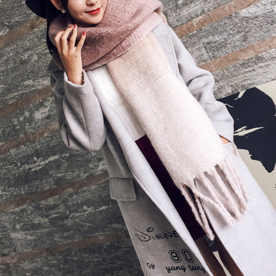 Women's Checked Fringe Scarf | Ideal for the Cold Season
