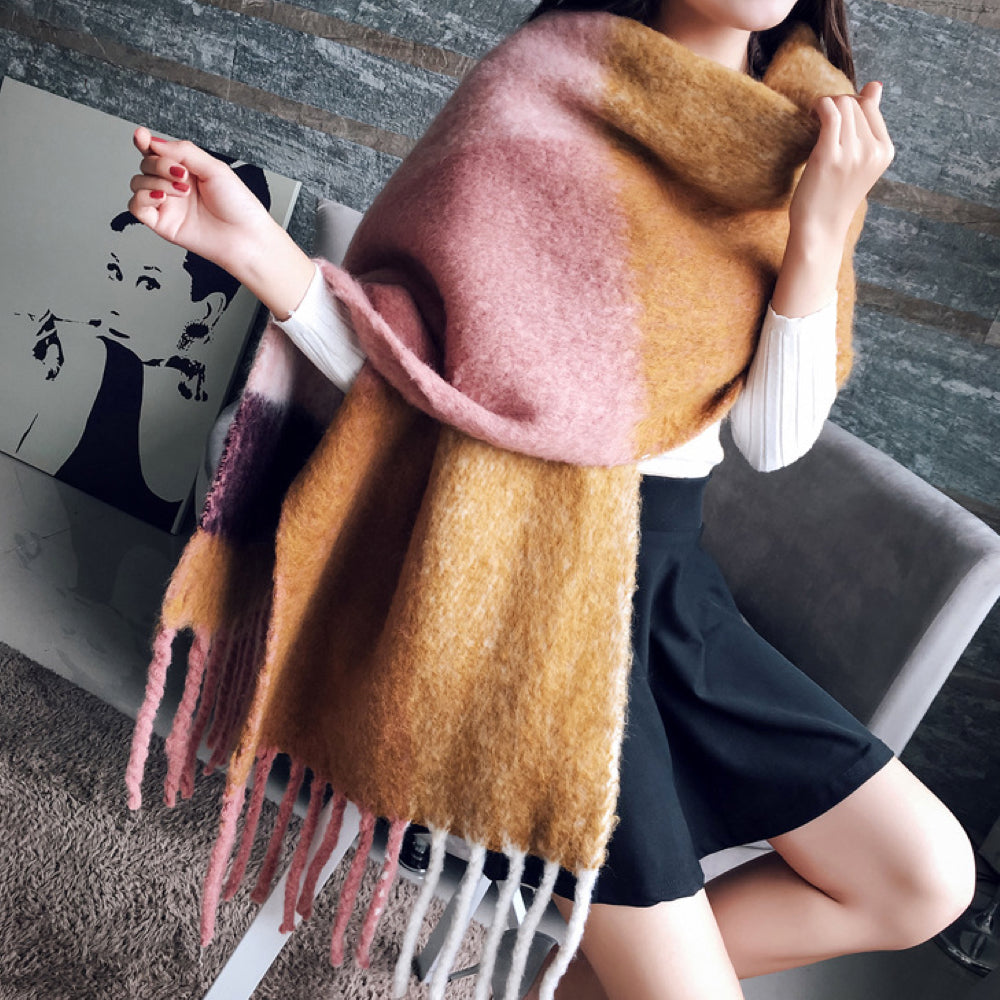Women's Checked Fringe Scarf | Ideal for the Cold Season