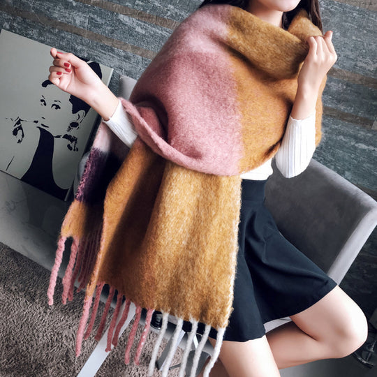 Women's Checked Fringe Scarf | Ideal for the Cold Season
